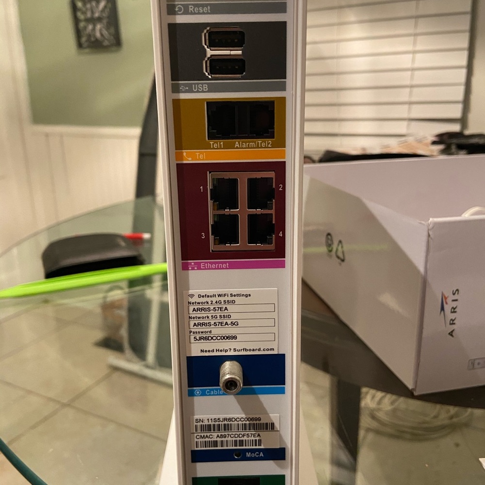 ARRIS.Internet,Wi-Fi & Voice Modem.Model SVG2482AC - Picture 9 of 13